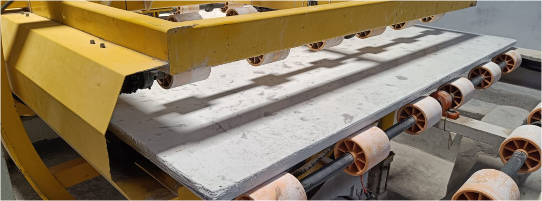 Alito hybrid surface customization service for tailored designs